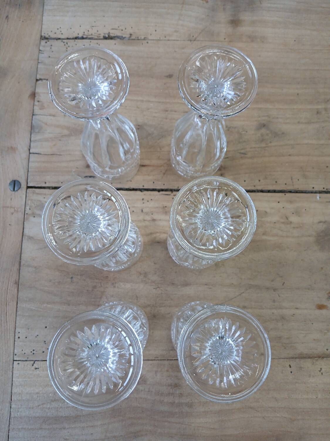 6 flutes in thick chiseled glass
