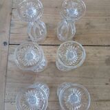 6 flûtes en verre épais ciselé