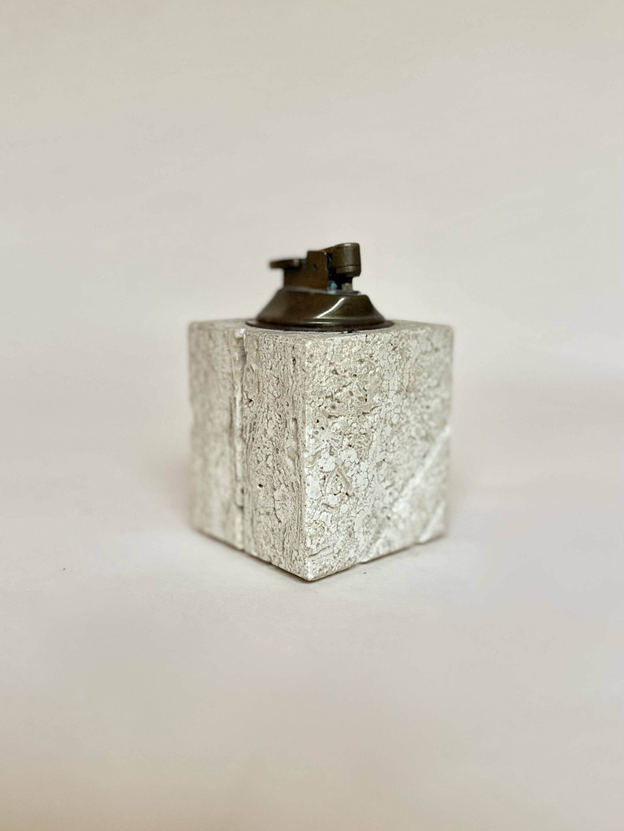 Cerri Nestore travertine briquette