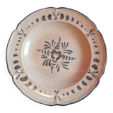 Large round plate in pornic earthenware "stuart" model