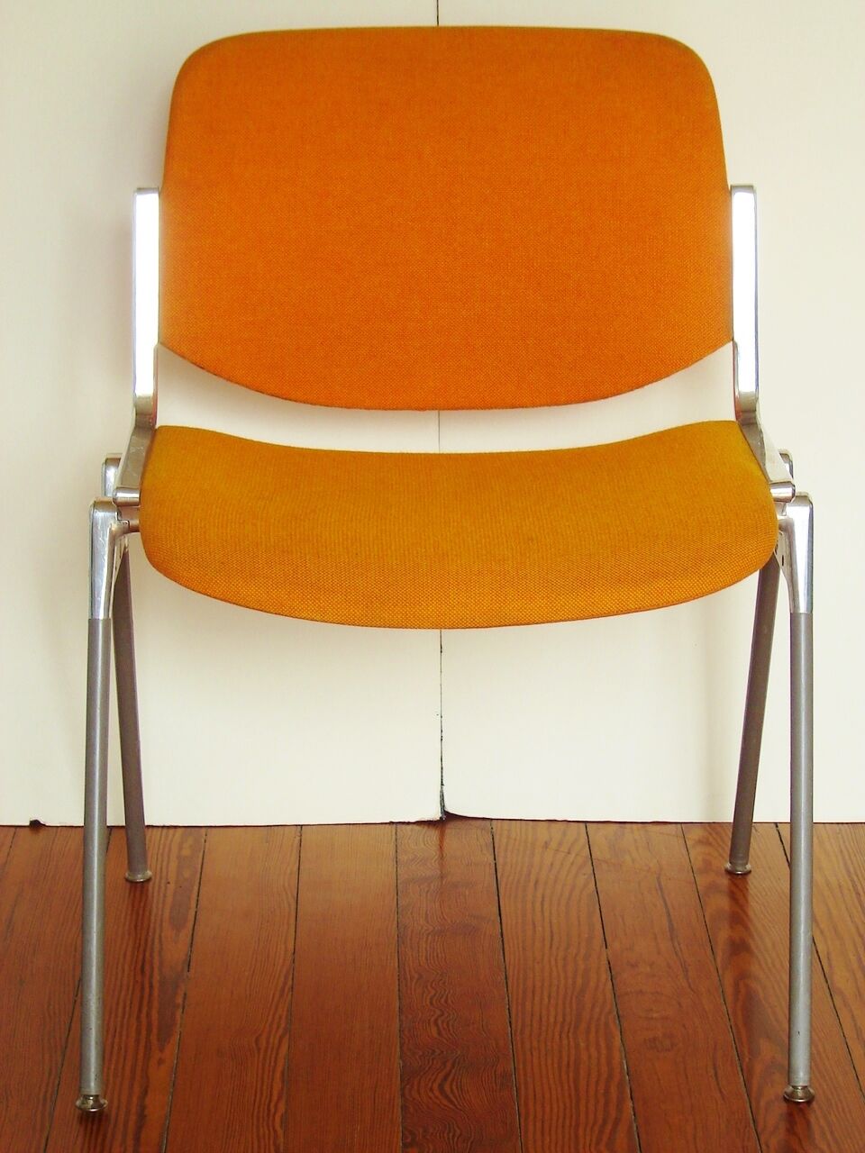 Lot de 4 chaises DSC106 design de Giancarlo Piretti