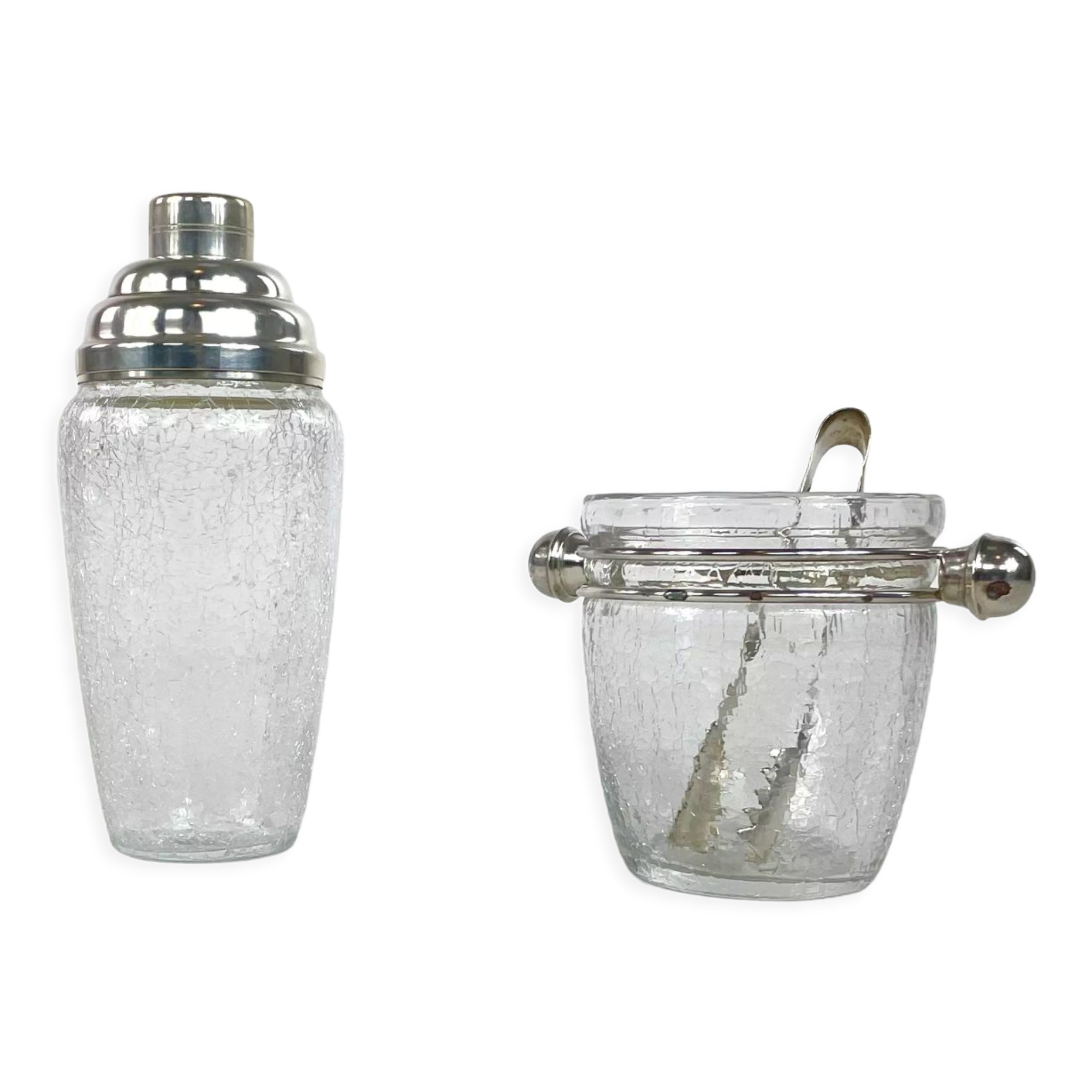 Shaker and ice cube tray in cracked glass mid-century