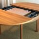 https://letabliquiberon.fr/products/table-ronde-vintage-4-chaises