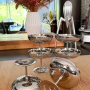 Set of 6 vintage ice cream or cocktail cups in shiny stainless steel.