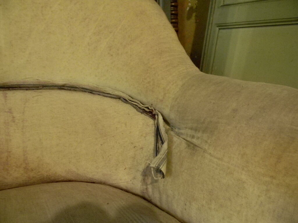 Toad armchair from the 1870s