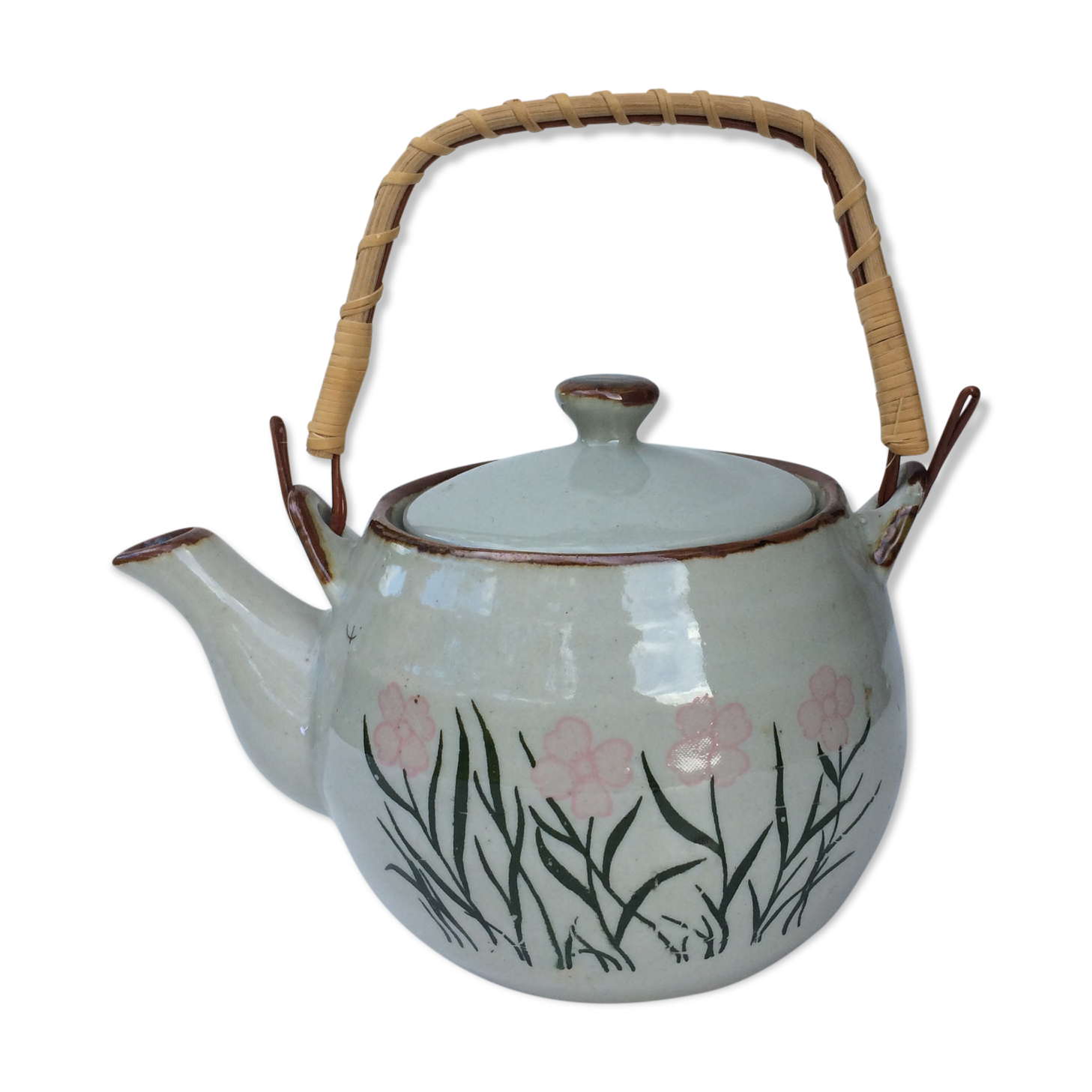 Vintage teapot wicker handle