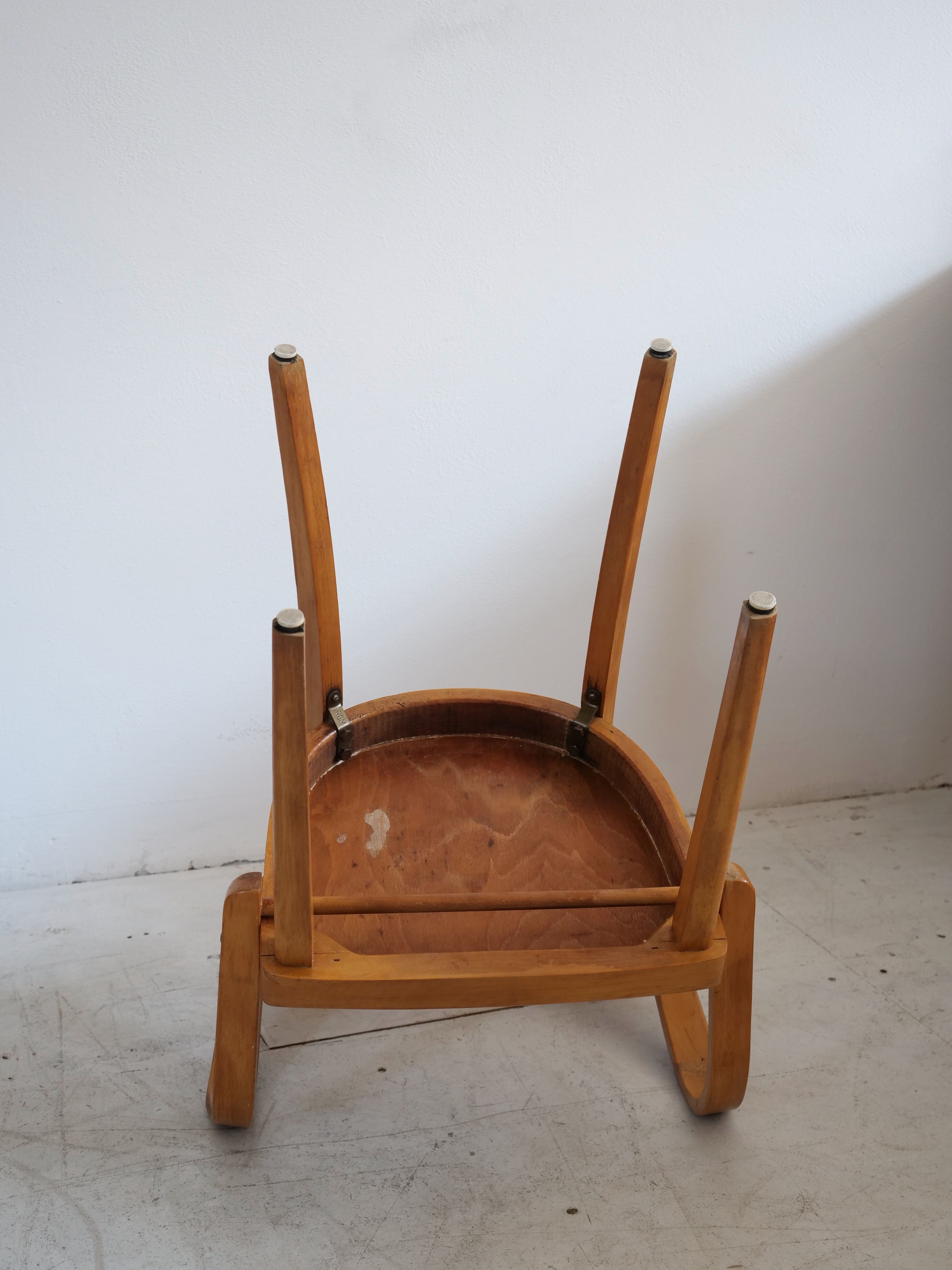 Chaise en bois 1930