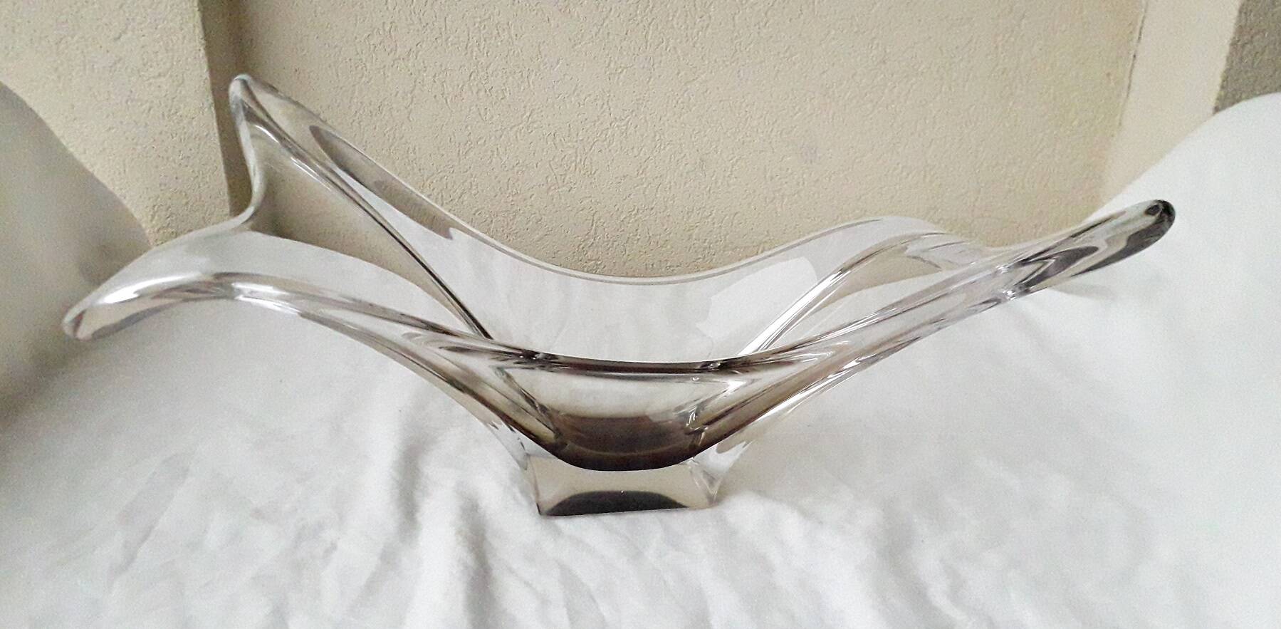 Glass centerpiece cup