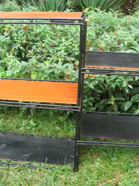 Vintage "multistrux" modular shelf