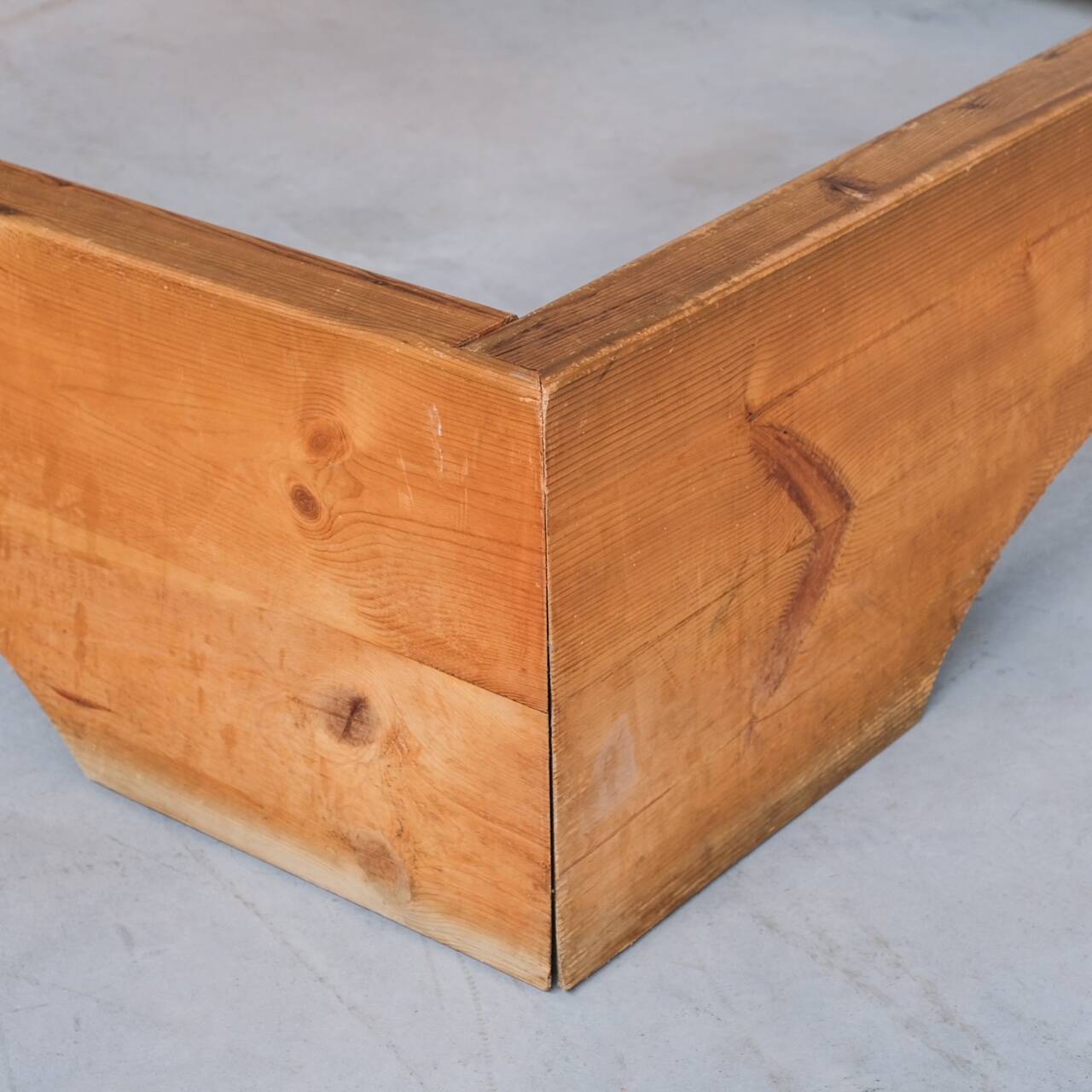 Mario Ceroli Bocca Della Verità Mid-Century Italian Bed for Poltronova