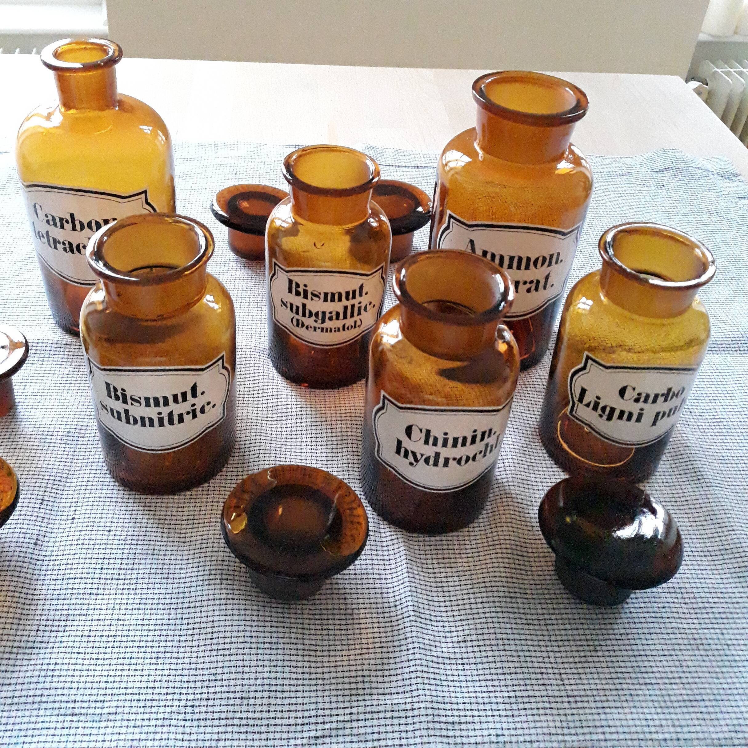 Pots d'apothicaire/ flacons pharmacie