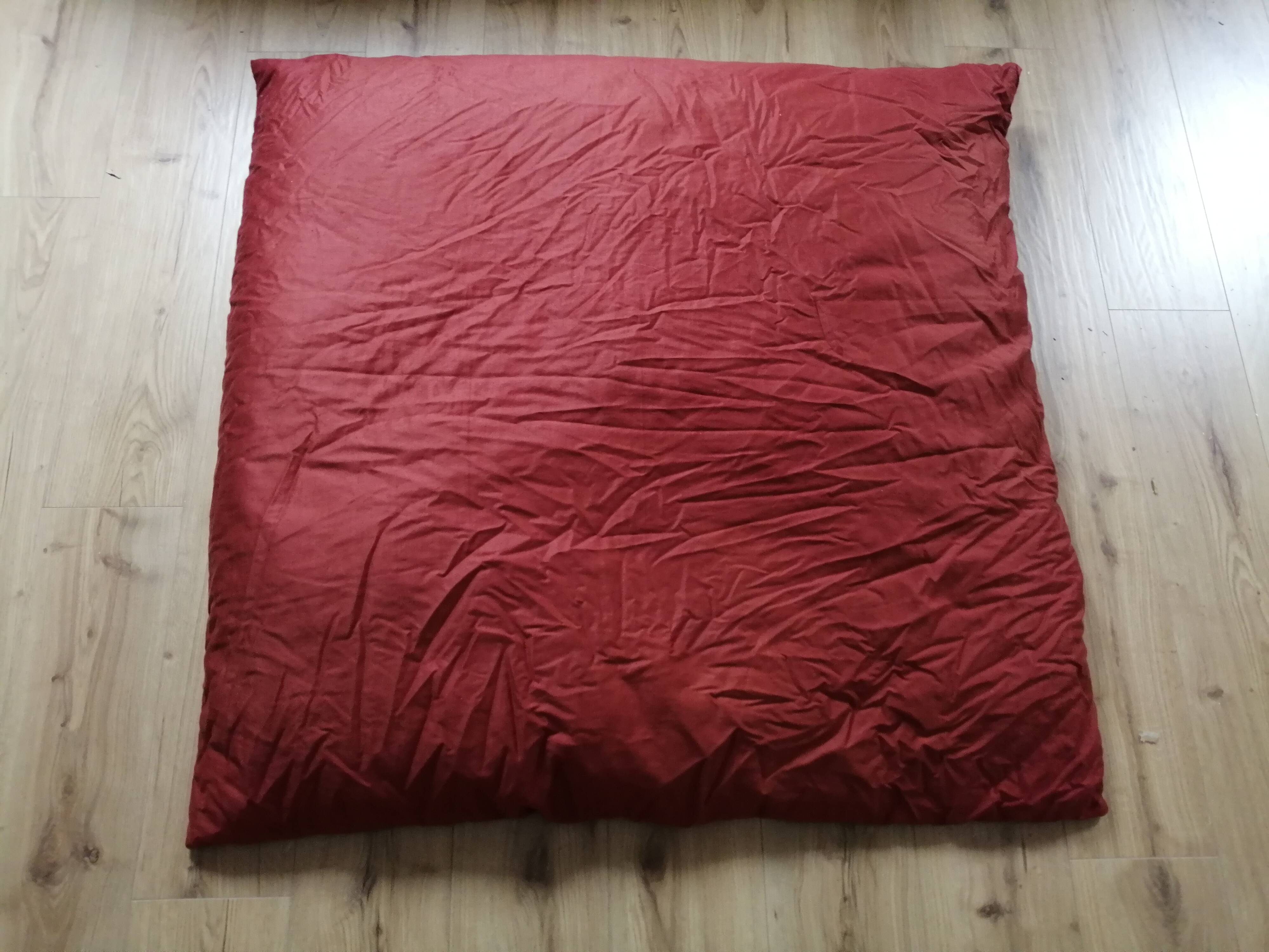 Old brick red quilt