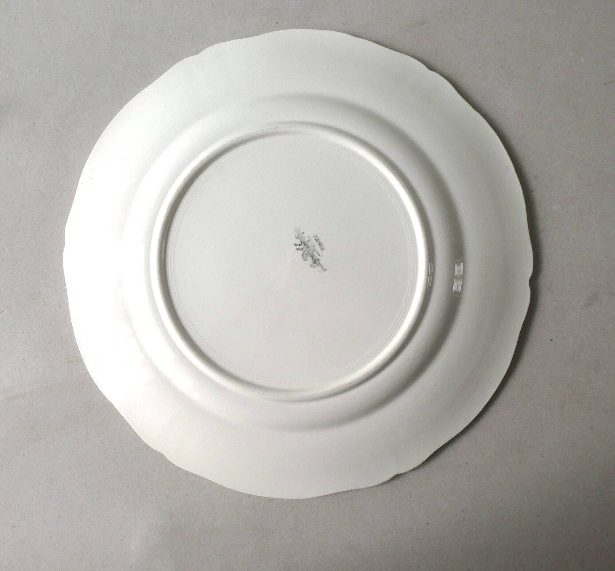 Round dish Digoin Sarreguemines, ivory