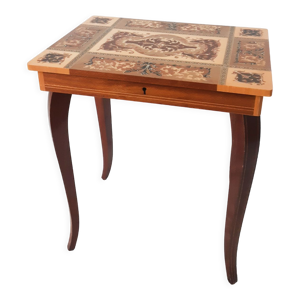 Table boite à musique, boite à
