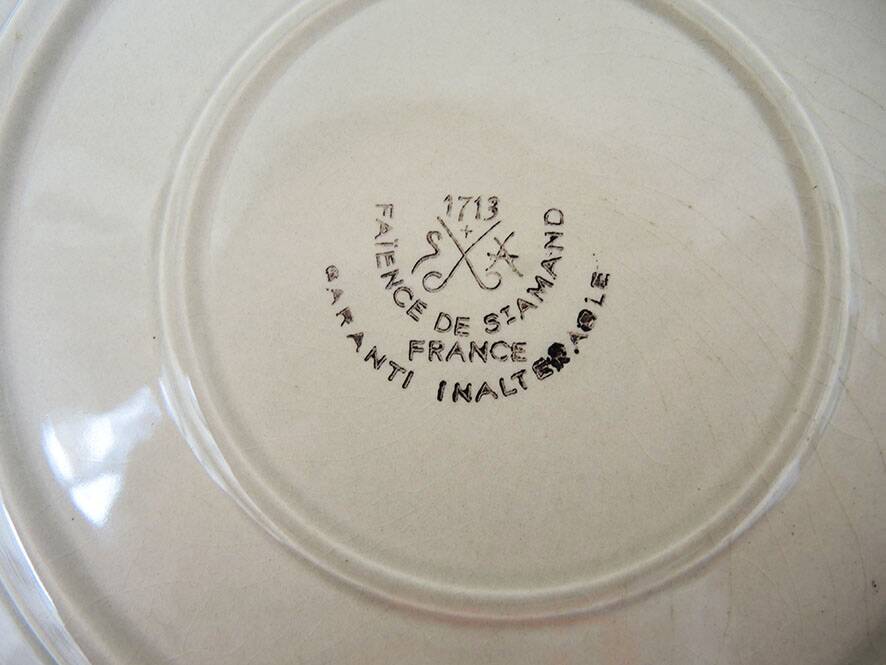 7 old saint amand fish plates