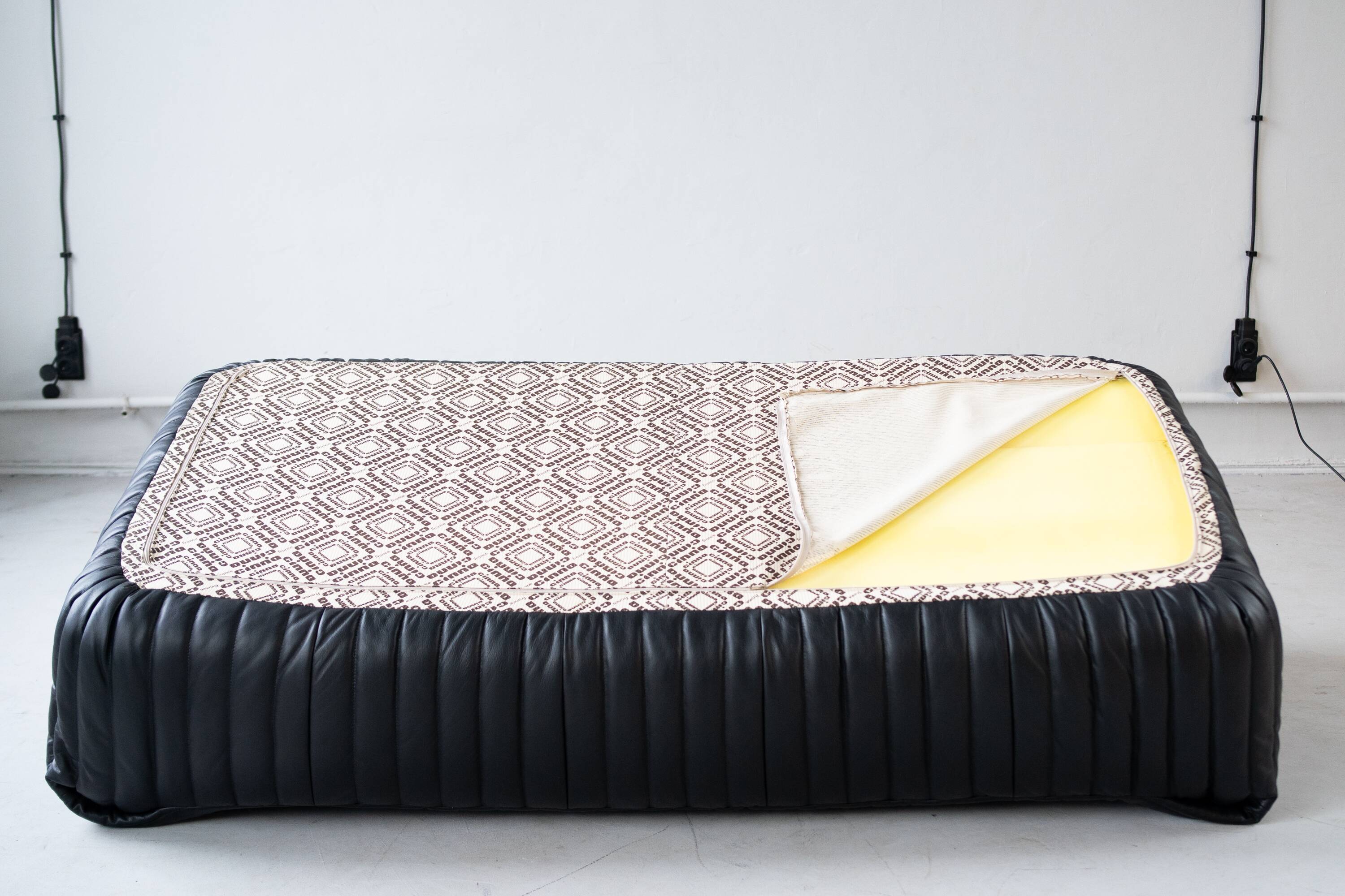 Canapé 3 places Cinna Ligne Roset en cuir noir attribué à Annie Hieronimus, années 1970