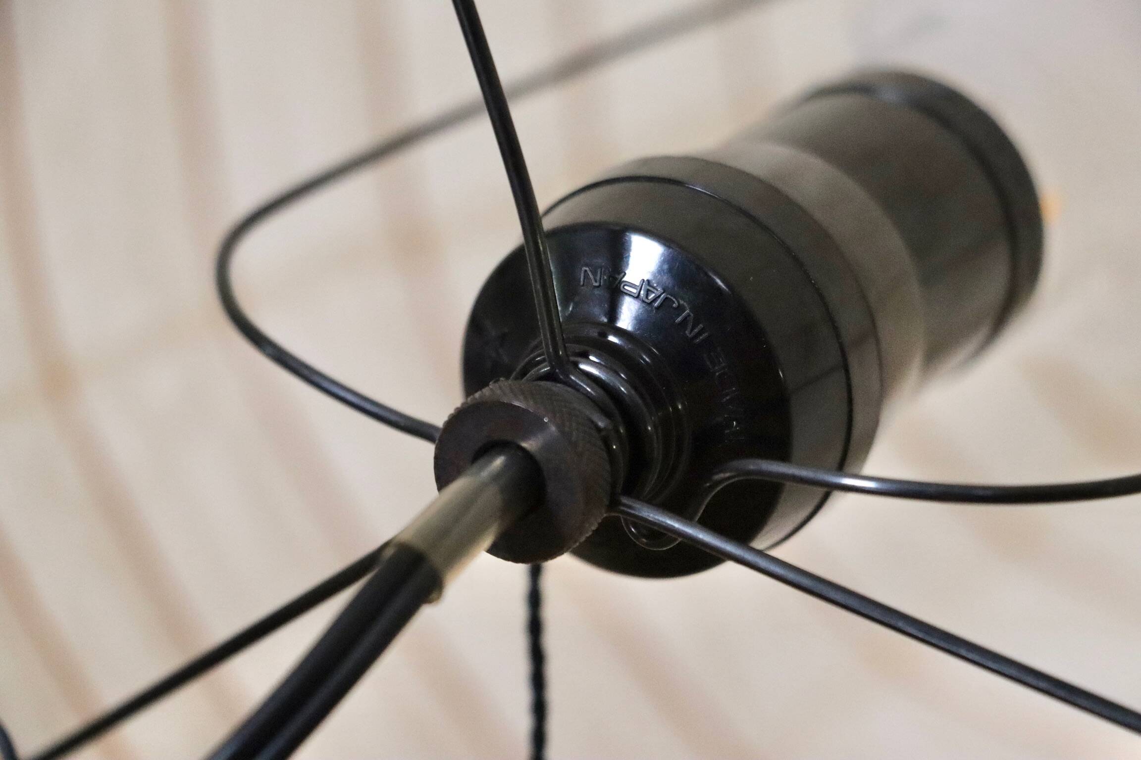 Vintage Akari Model 1N Light Sculpture Table Lamp By Isamu Noguchi, Japan 1980s