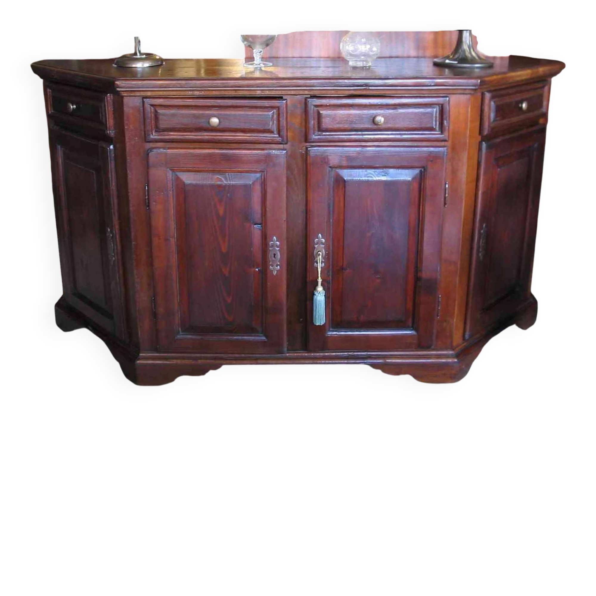 Antique low chamfered sideboard.