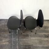 2 Seven chairs by Arne Jacobsen for Fritz Hansen - children's model