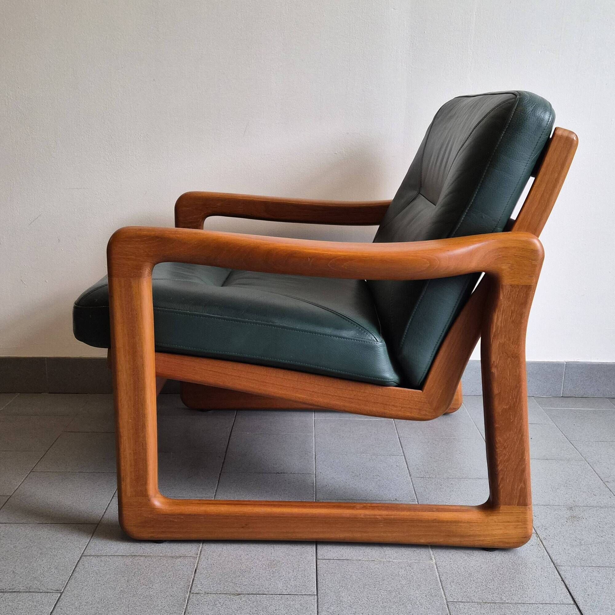Pair of Scandinavian armchairs by Poul Jeppesen for Holstebro Mobelfabrik