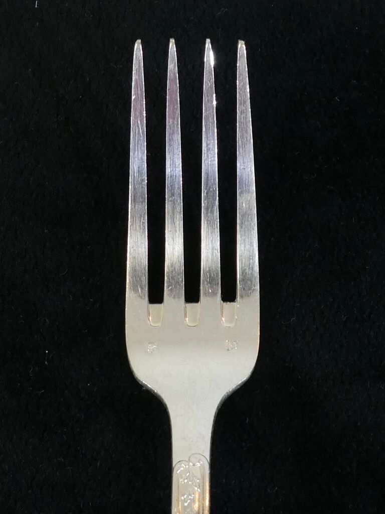 12 large forks in silver metal LOUIS XV Style MARLY