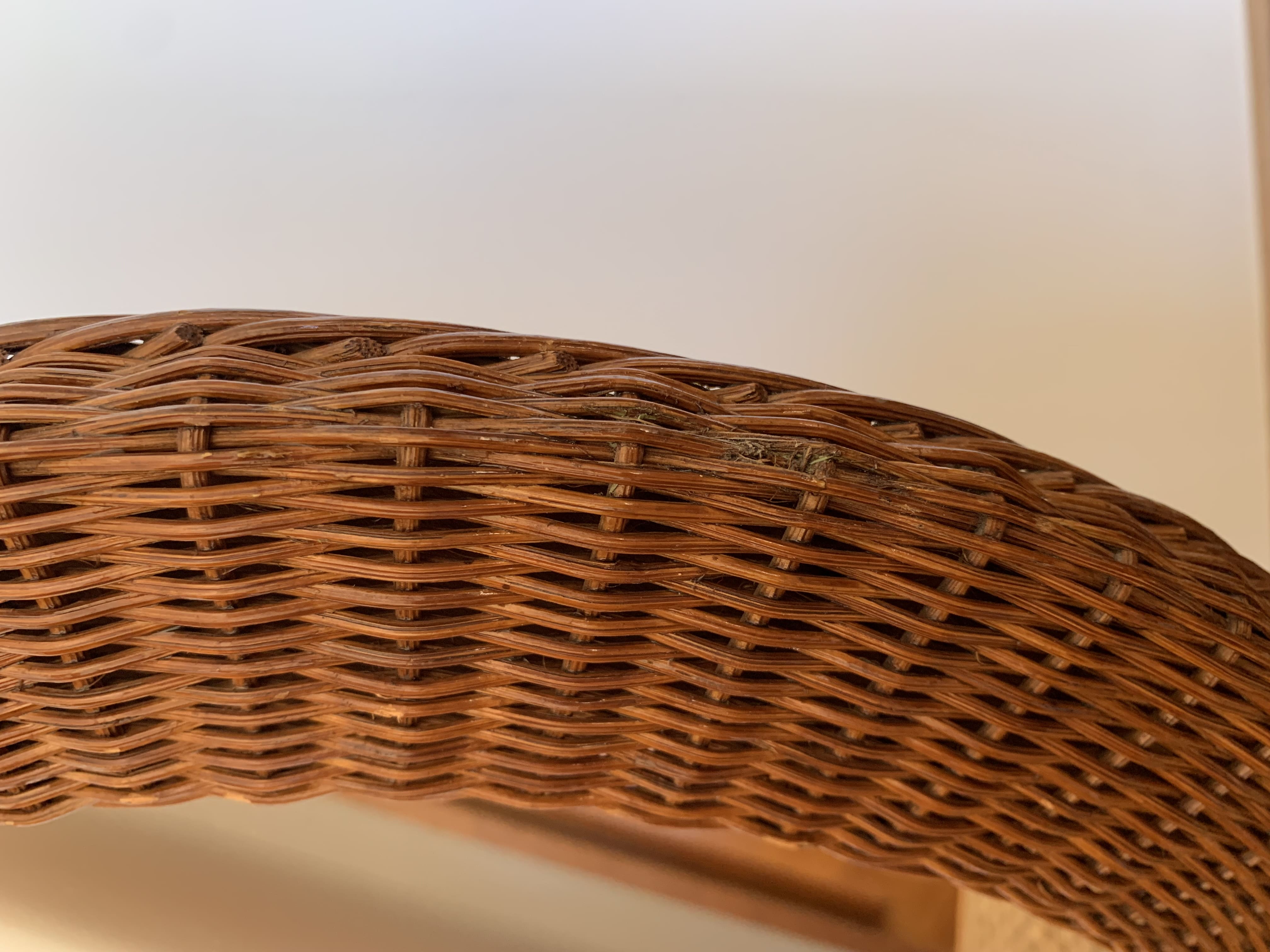 miroir rond en rotin tressé, 1960's