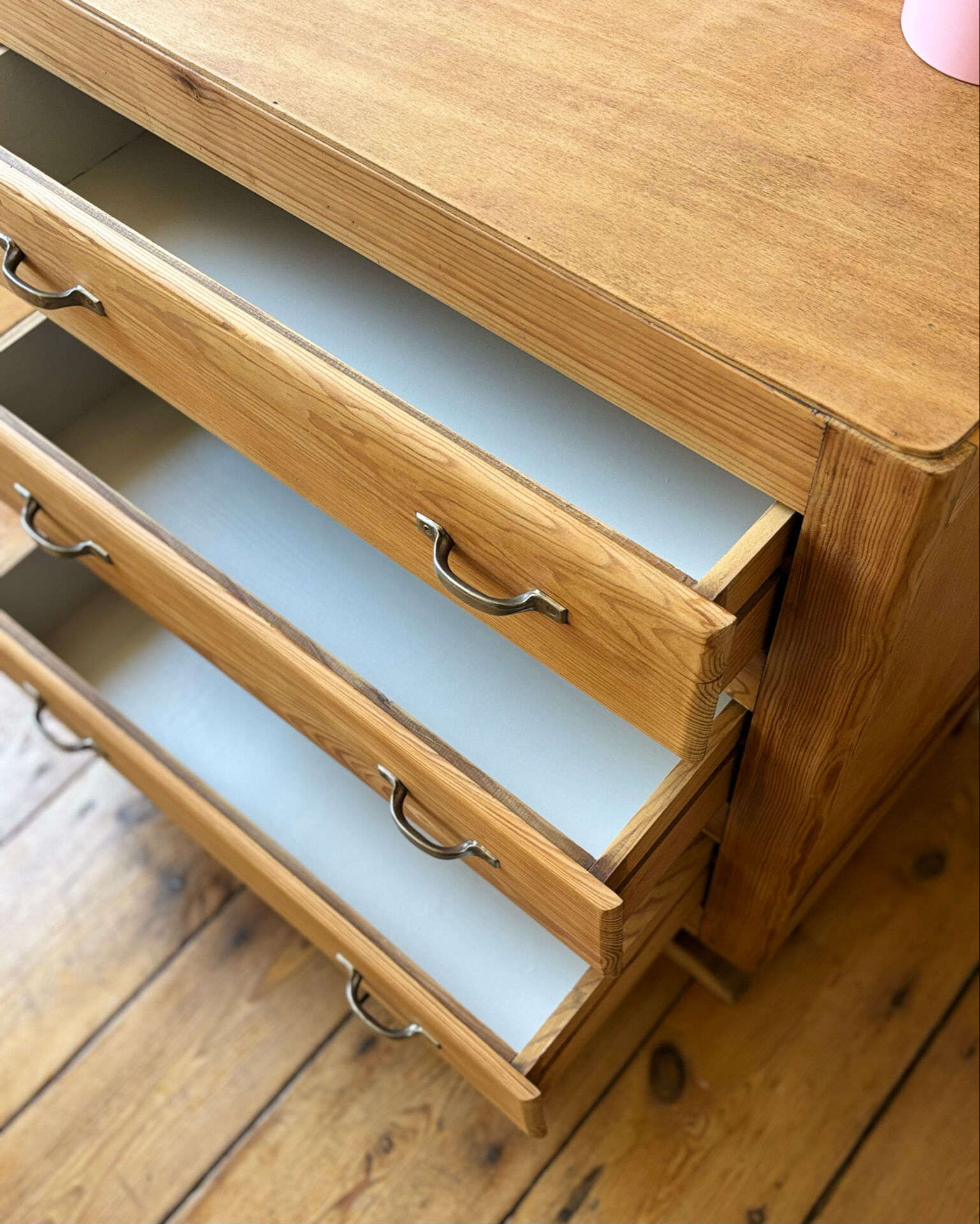 Commode 3 tiroirs années 50