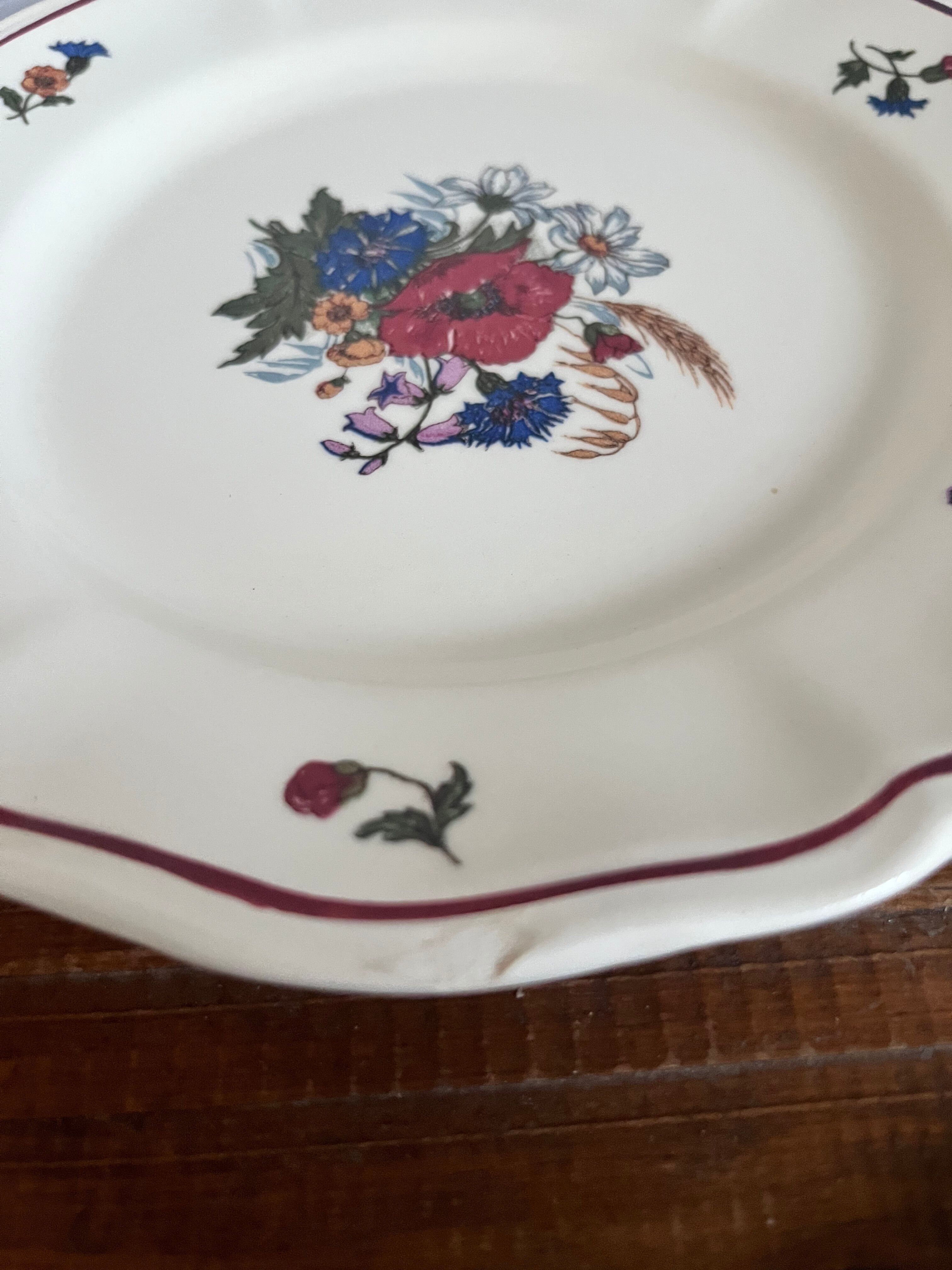 6 dessert plates