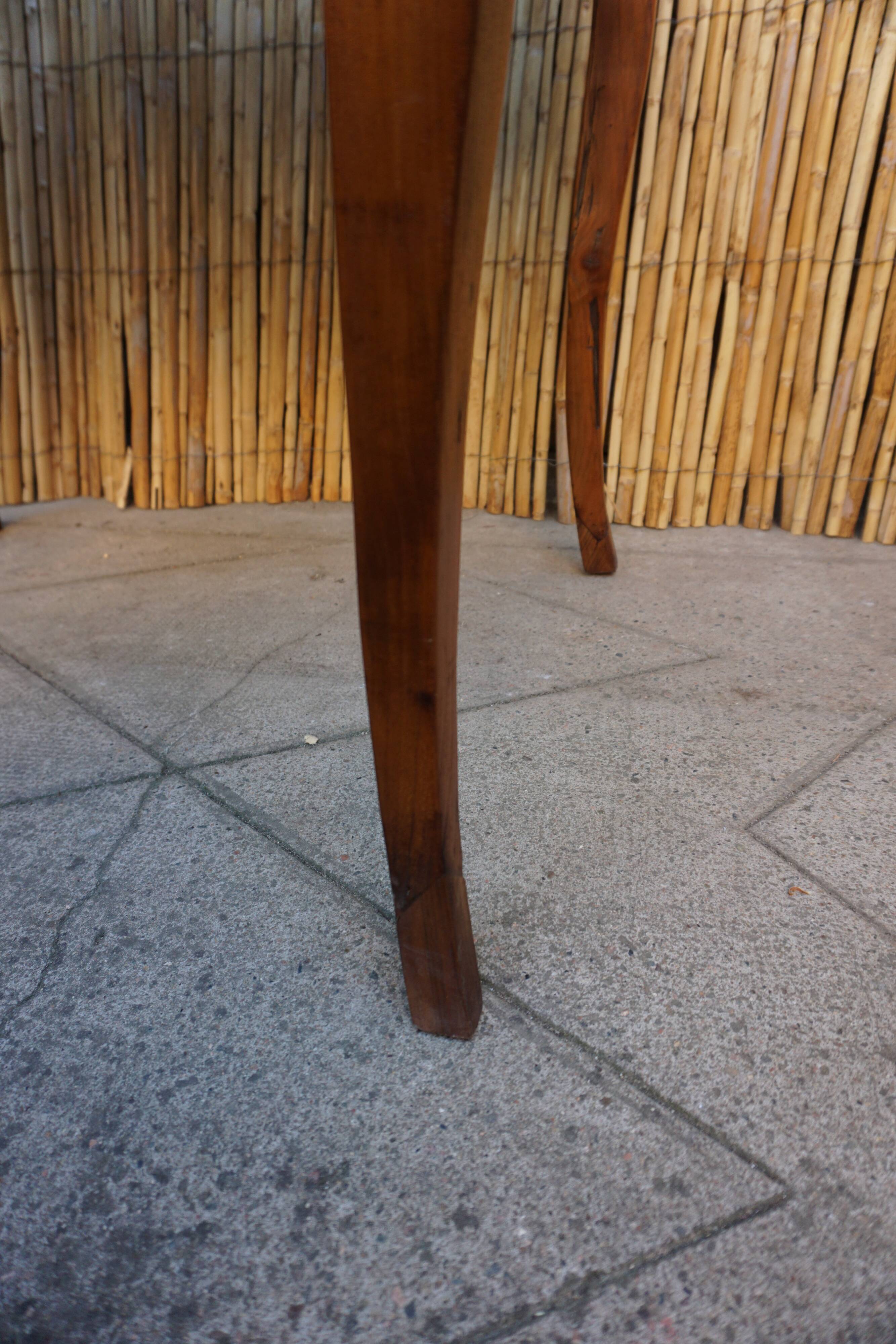 Table de taverne ou d'auberge du 18° siècle