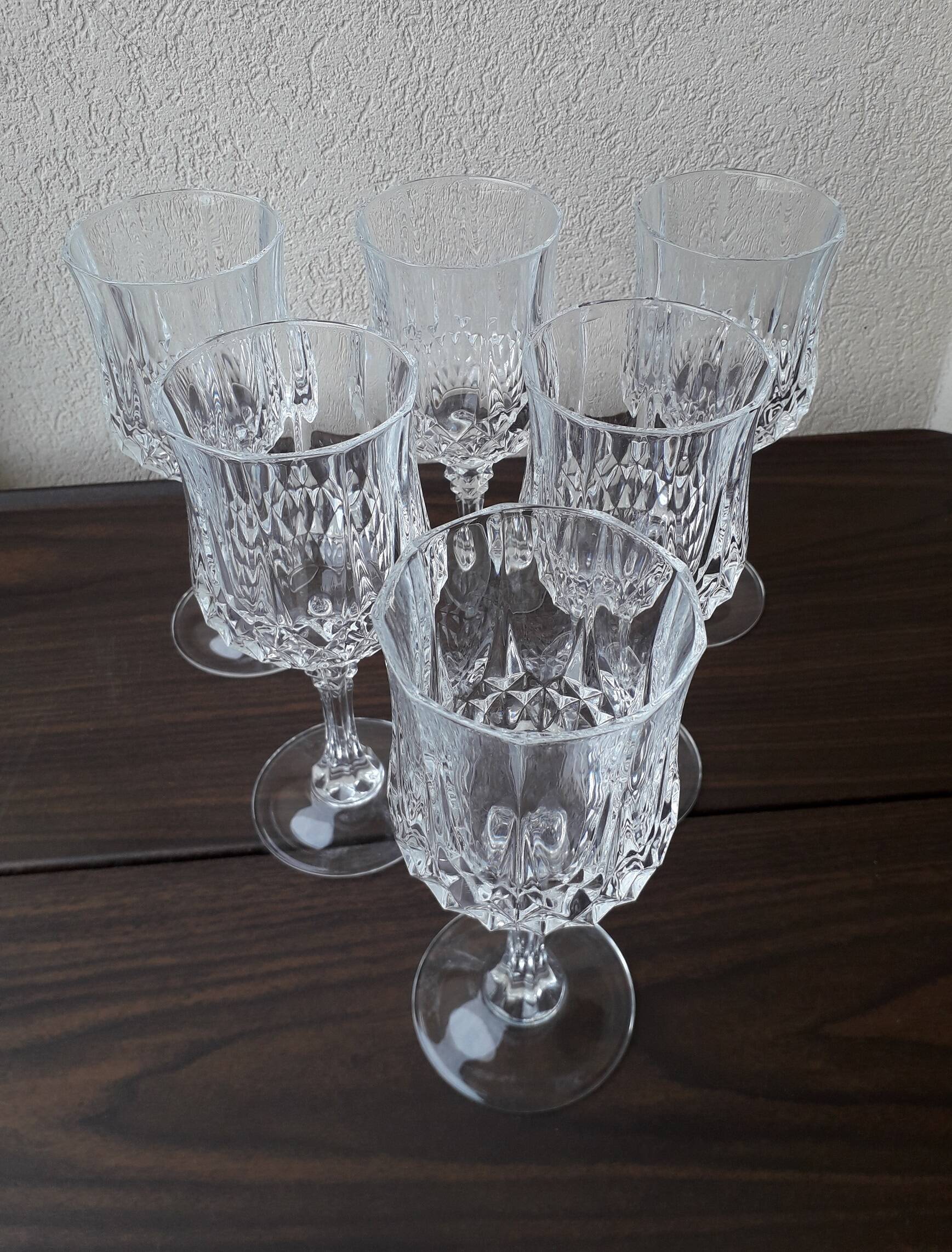 Crystal stemmed glasses