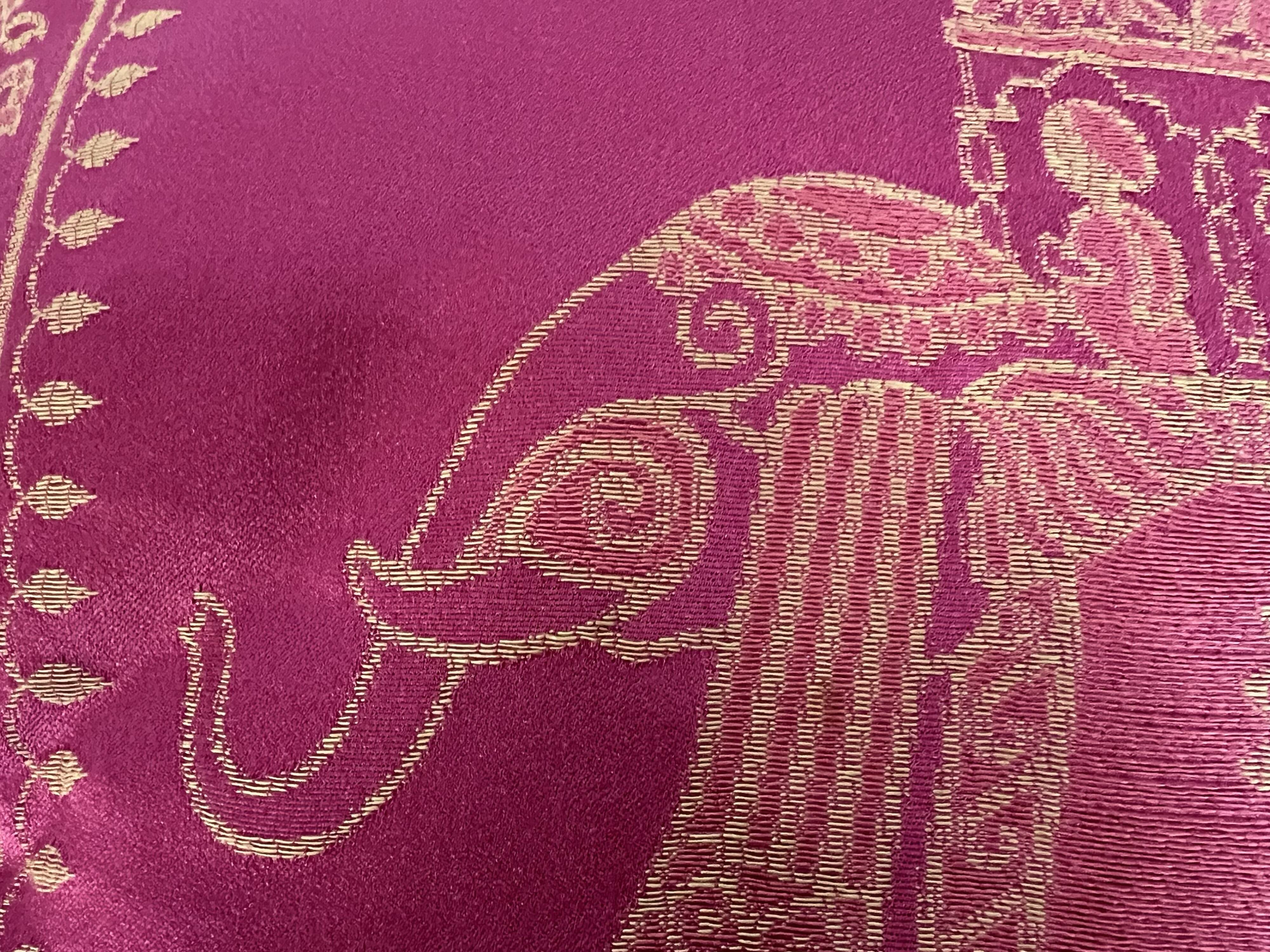 Set of 4 embroidered cushions with golden pink fuchsia elephant – 42x42 cm – front and back