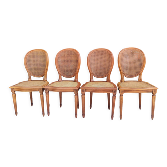 Série de 4 chaises médaillons cannées style Louis XVI