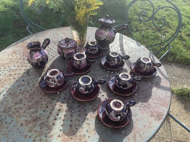 Coffee or tea service in enameled ceramic by Marius Giuge, artisan potter in Vallauris,