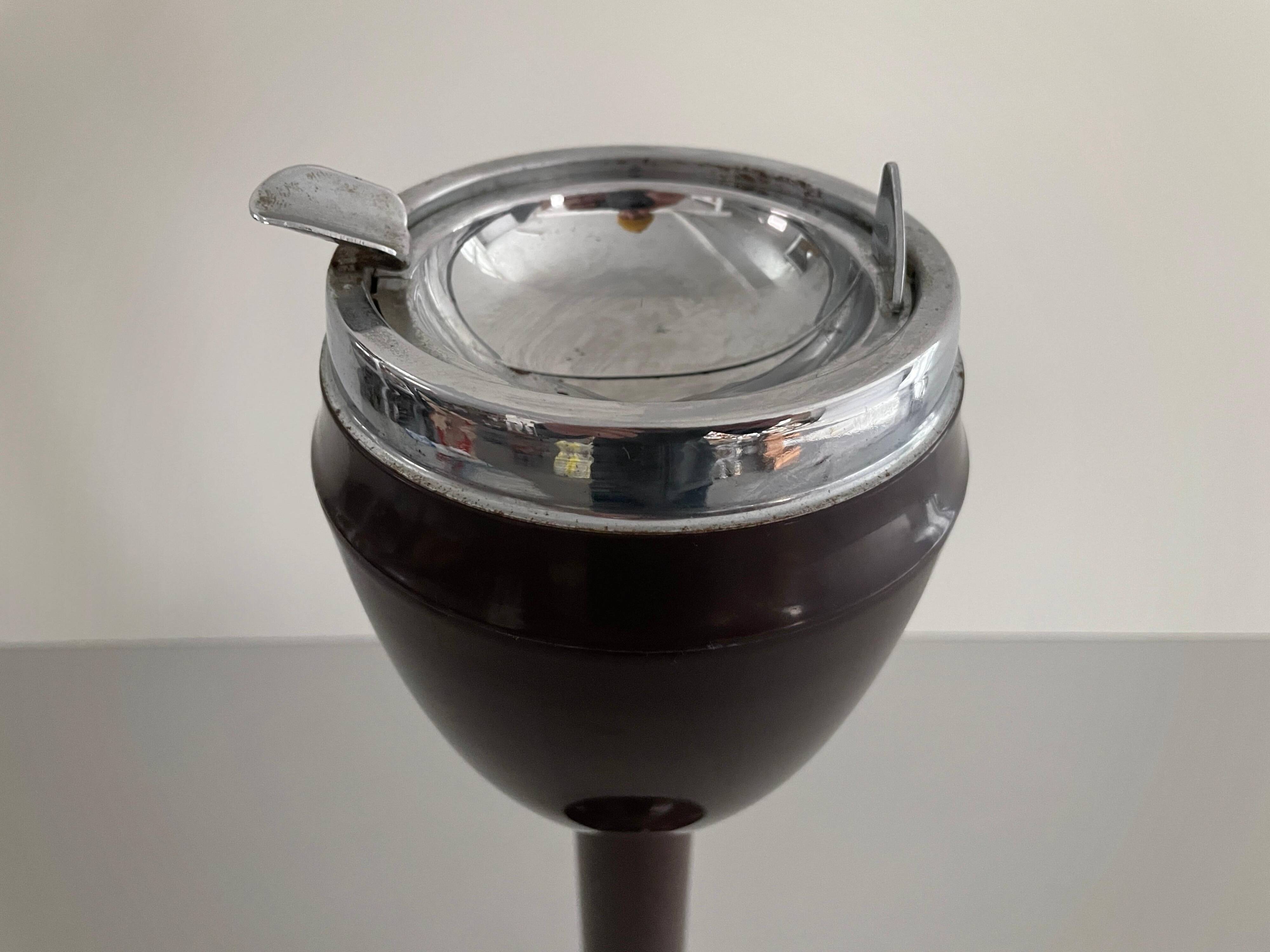 Autonomous industrial ashtray in brown metal and plexiglass, 1970, Italy