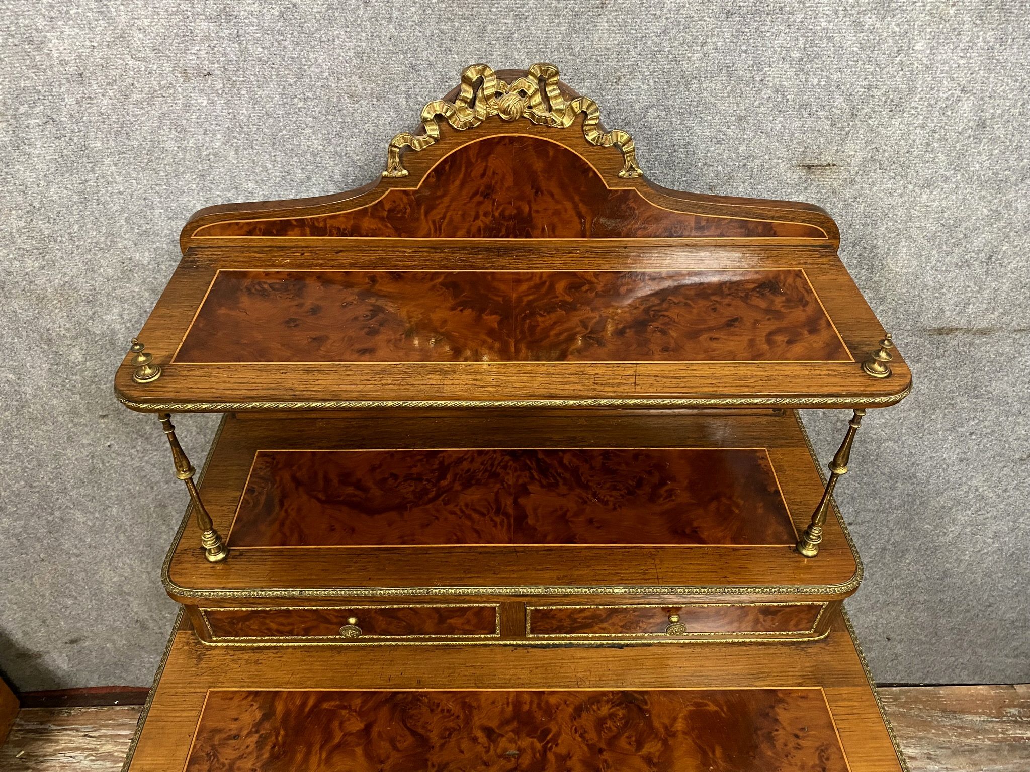 Louis XV style happiness desk in marquetry around 1880-1900