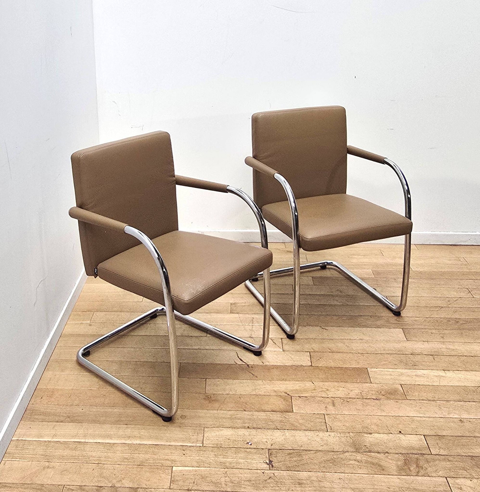 Paire de fauteuils de bureau Visasoft, Vitra