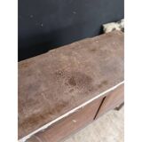 Distressed chest of drawers