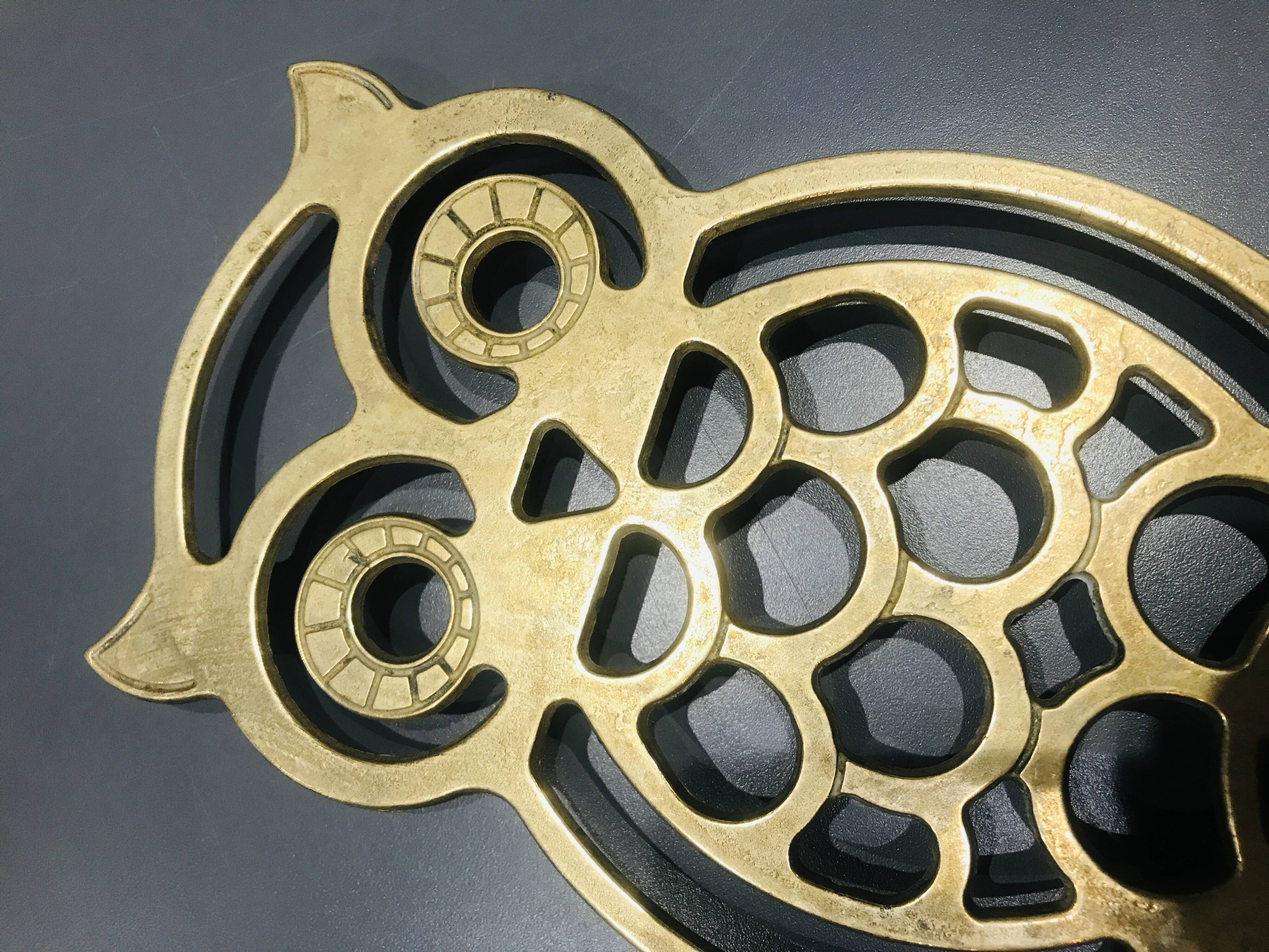 Dessous plat Hibou laiton