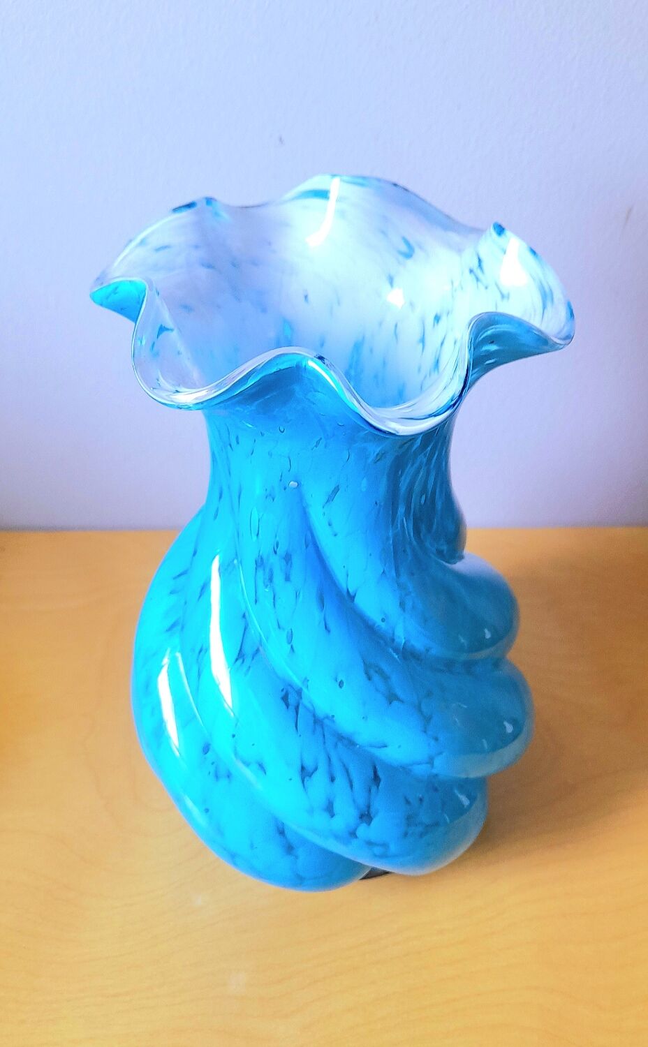 Vase bleu mouchetté Clichy années 30