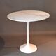 Tulip pedestal table in veined white marble and cast aluminum base, 1970/1980