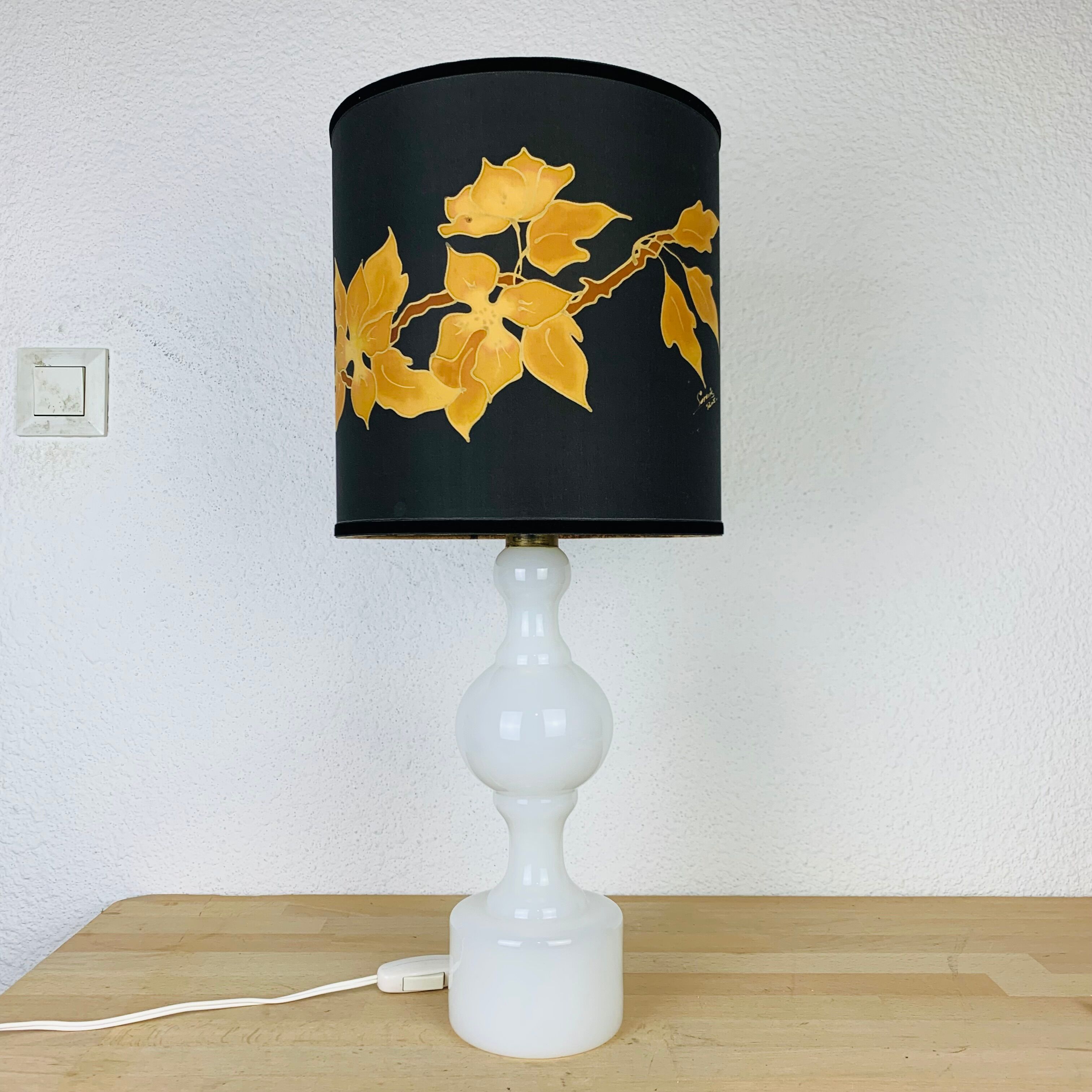 White opaline lamp 50s