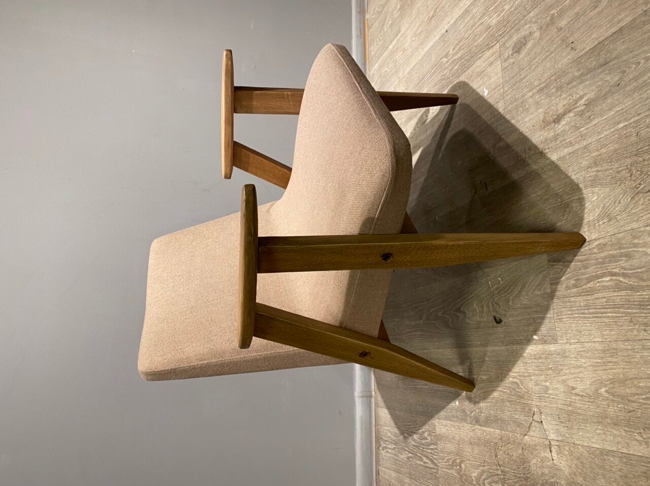 Paire de fauteuils conçus par Józef Chierowski 60