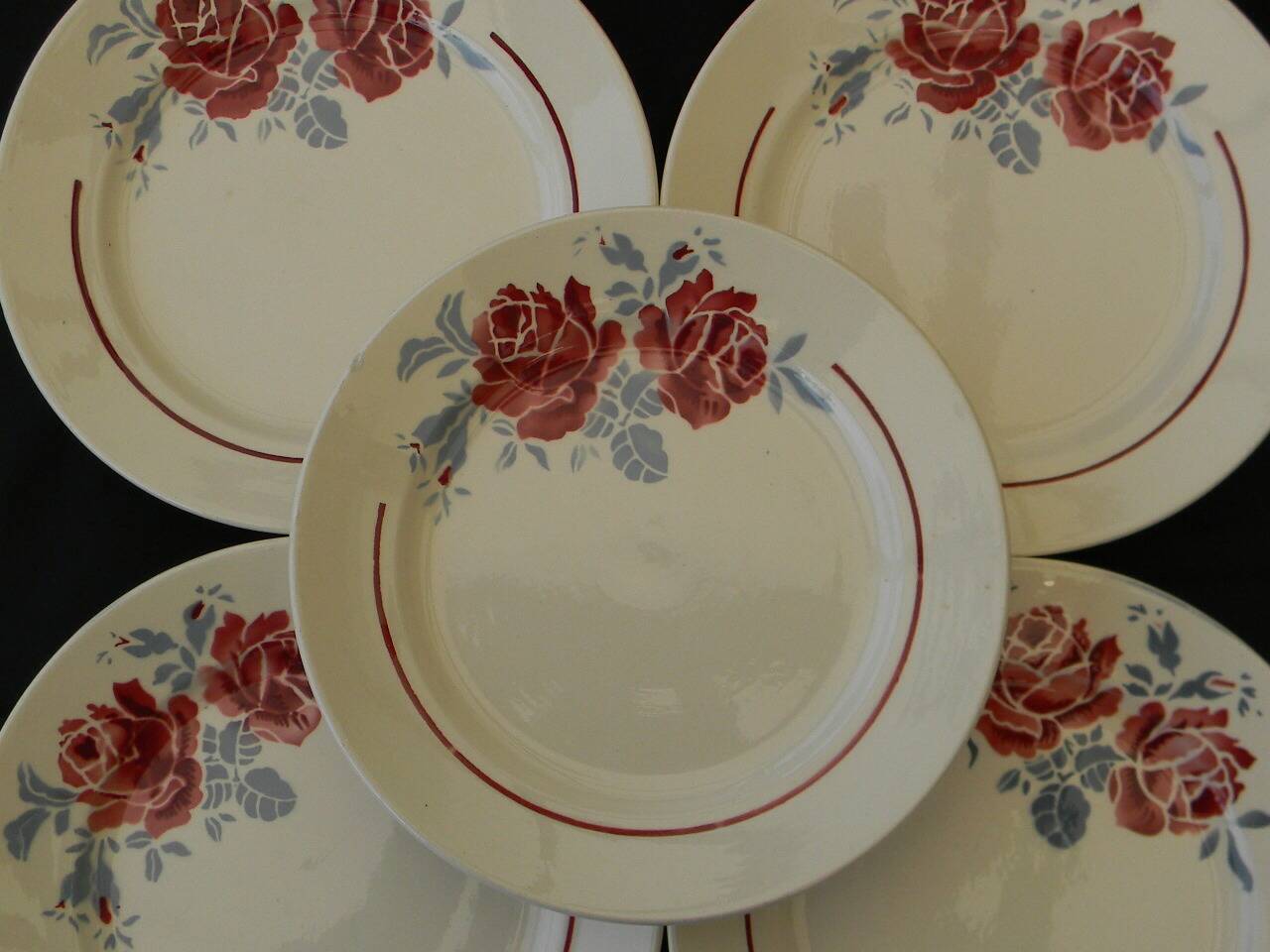 5 flat plates in earthenware from BADONVILLER. Strasbourg model.