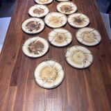 Set of 12 compartment plates in stoneware – Longchamp, France – Here