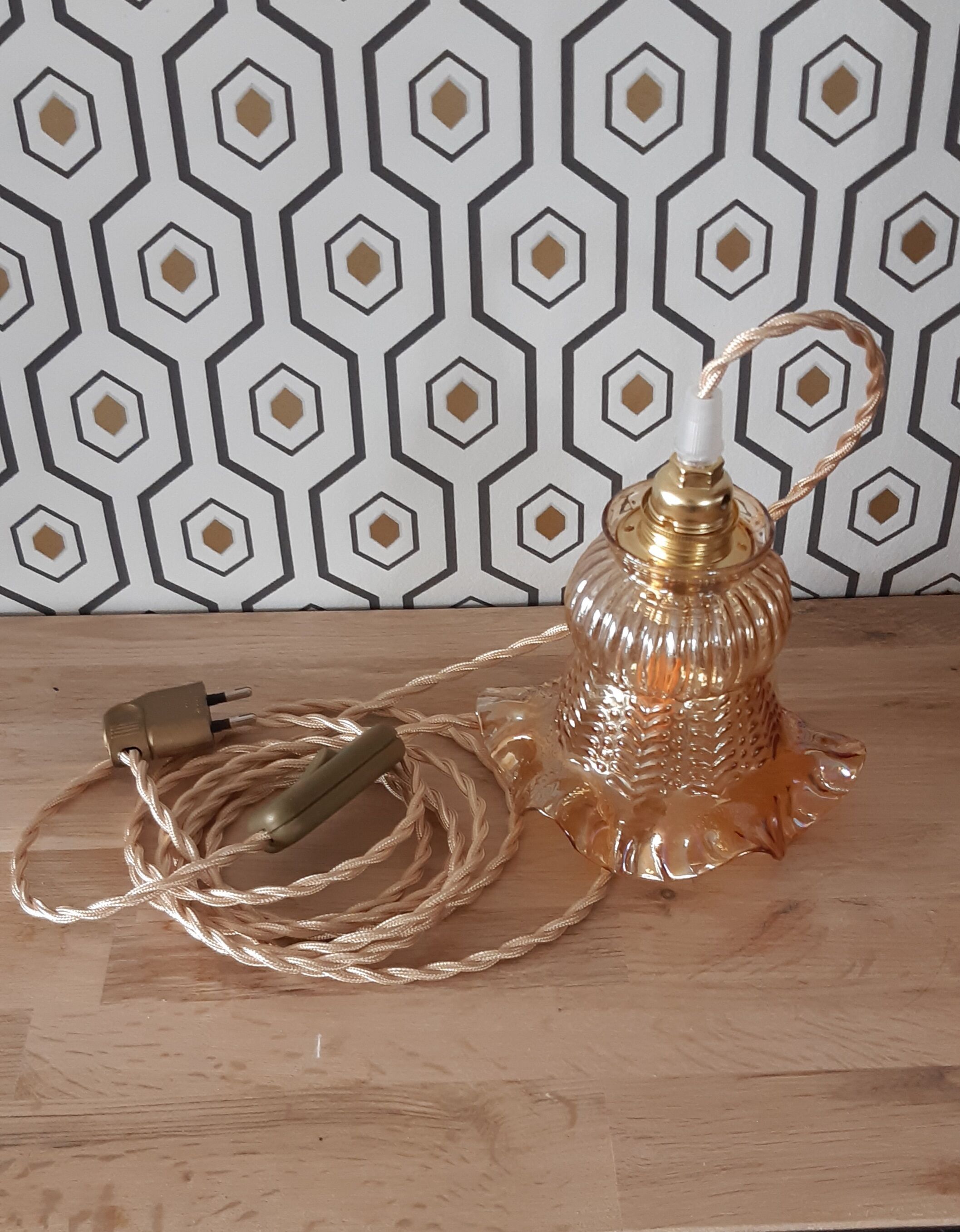 Amber tulip walking suspension