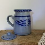 Sandstone pitcher