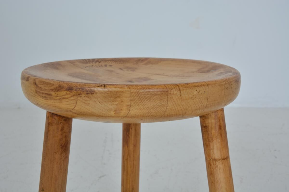 Tripod stool