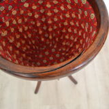 Rattan plant holder worker