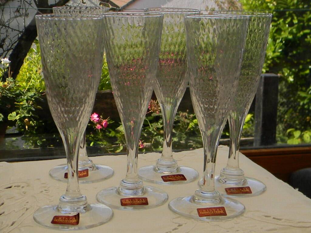Set of 6 rice grain champagne flutes in vannes crystal