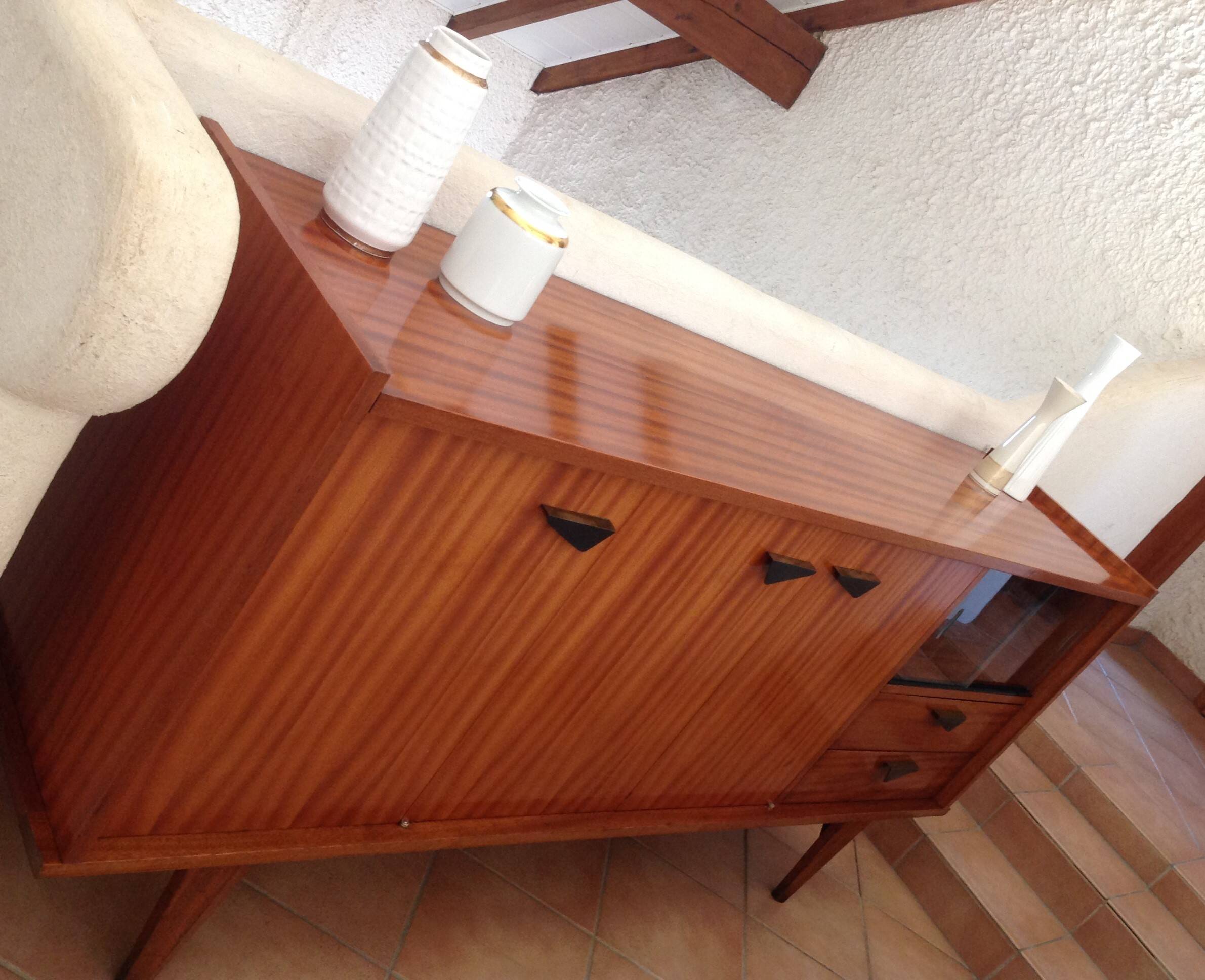 Varnished wooden sideboard with glass storage / vintage 60s-70s